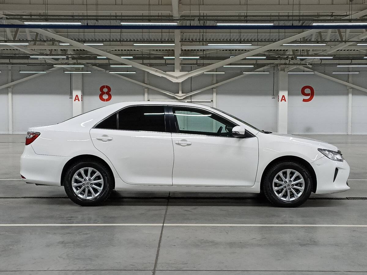 Toyota Camry 2016 года с пробегом. Фото: #3
