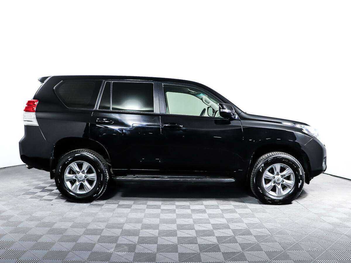 Toyota Land Cruiser Prado 2012 года с пробегом. Фото: #3