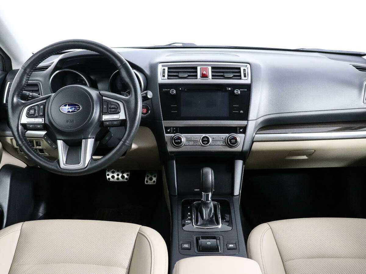 Subaru Outback 2017 года с пробегом. Фото: #10
