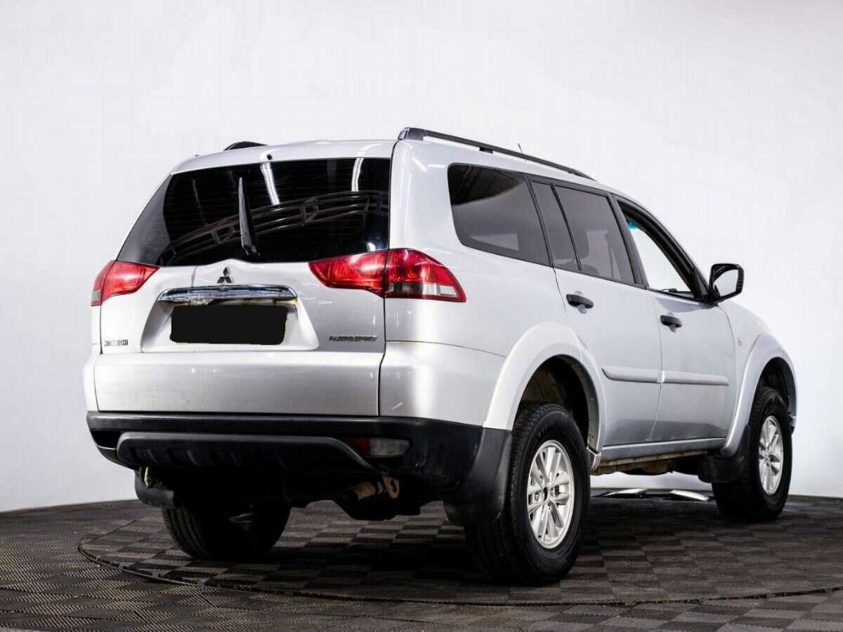 Mitsubishi Pajero Sport 2014 года с пробегом. Фото: #5