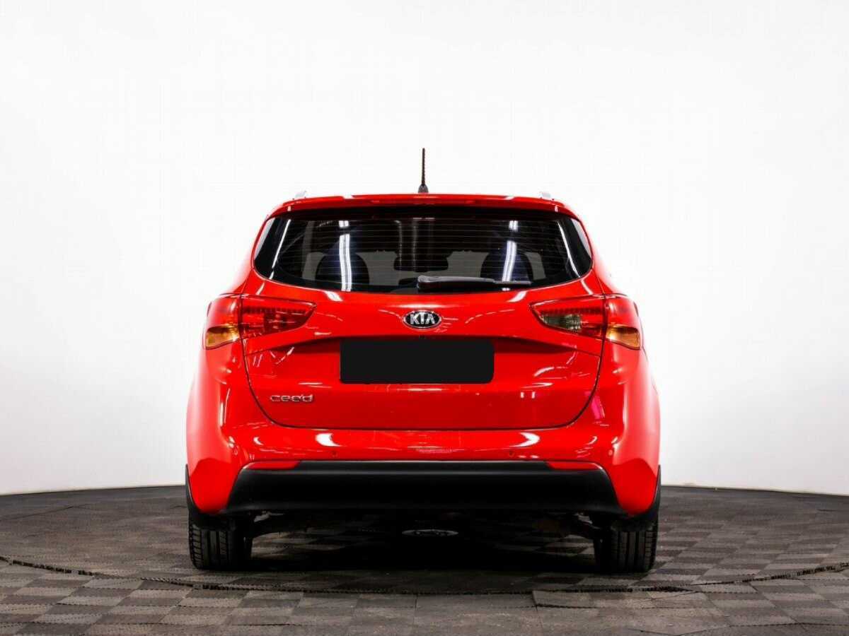 Kia Ceed 2014 года с пробегом. Фото: #4
