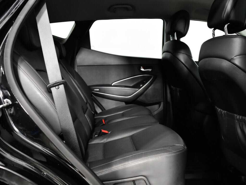 Hyundai Santa Fe 2017 года с пробегом. Фото: #9