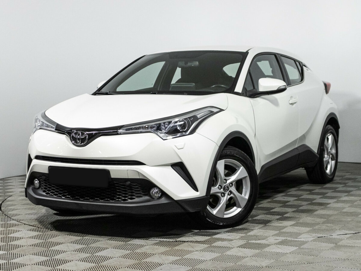 Toyota C-HR 2018 года с пробегом. Фото: #0