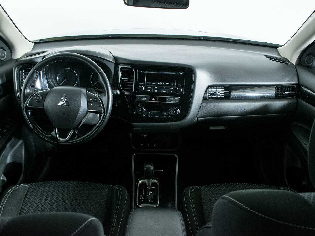 Mitsubishi Outlander 2019 года с пробегом. Фото: #11
