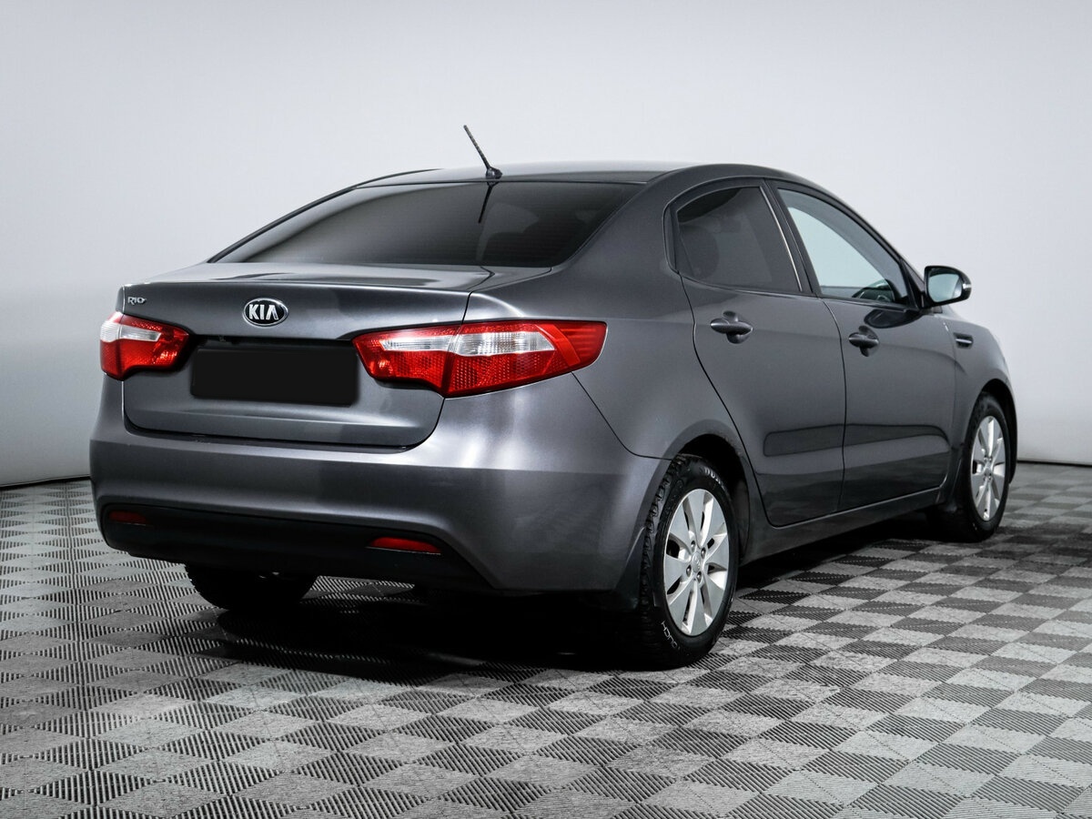 Kia Rio 2013 года с пробегом. Фото: #3
