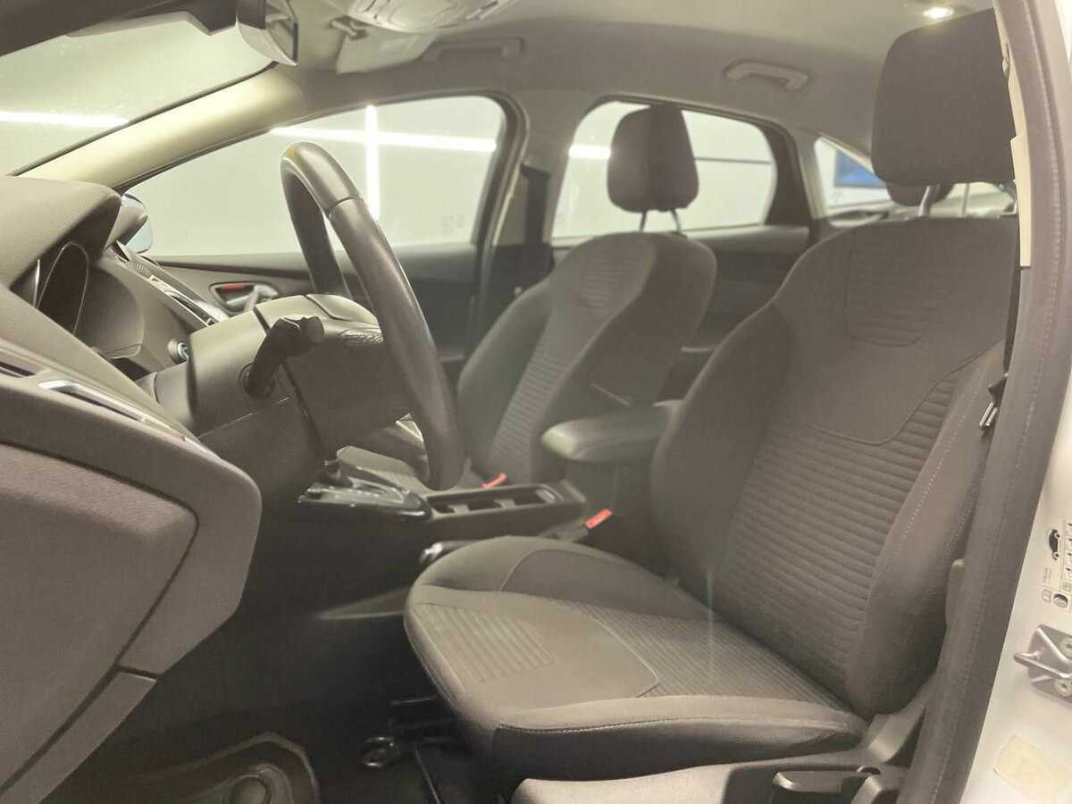 Ford Focus 2019 года с пробегом. Фото: #15