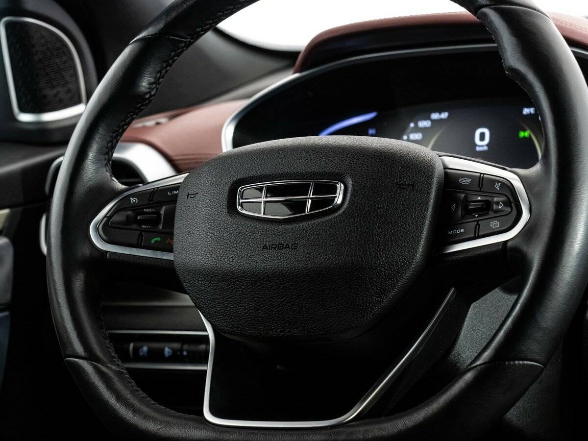 Geely Coolray 2021 года с пробегом. Фото: #8