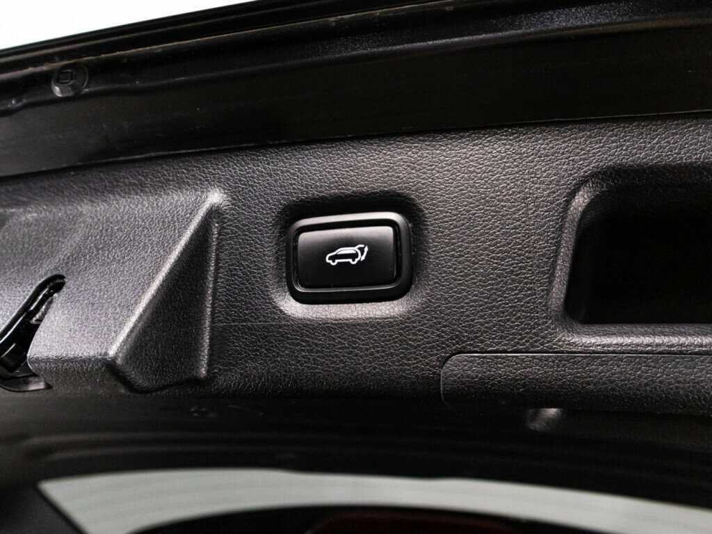 Hyundai Santa Fe 2019 года с пробегом. Фото: #14