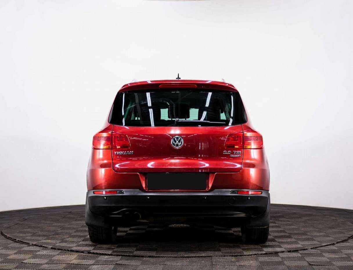 Volkswagen Tiguan 2012 года с пробегом. Фото: #4