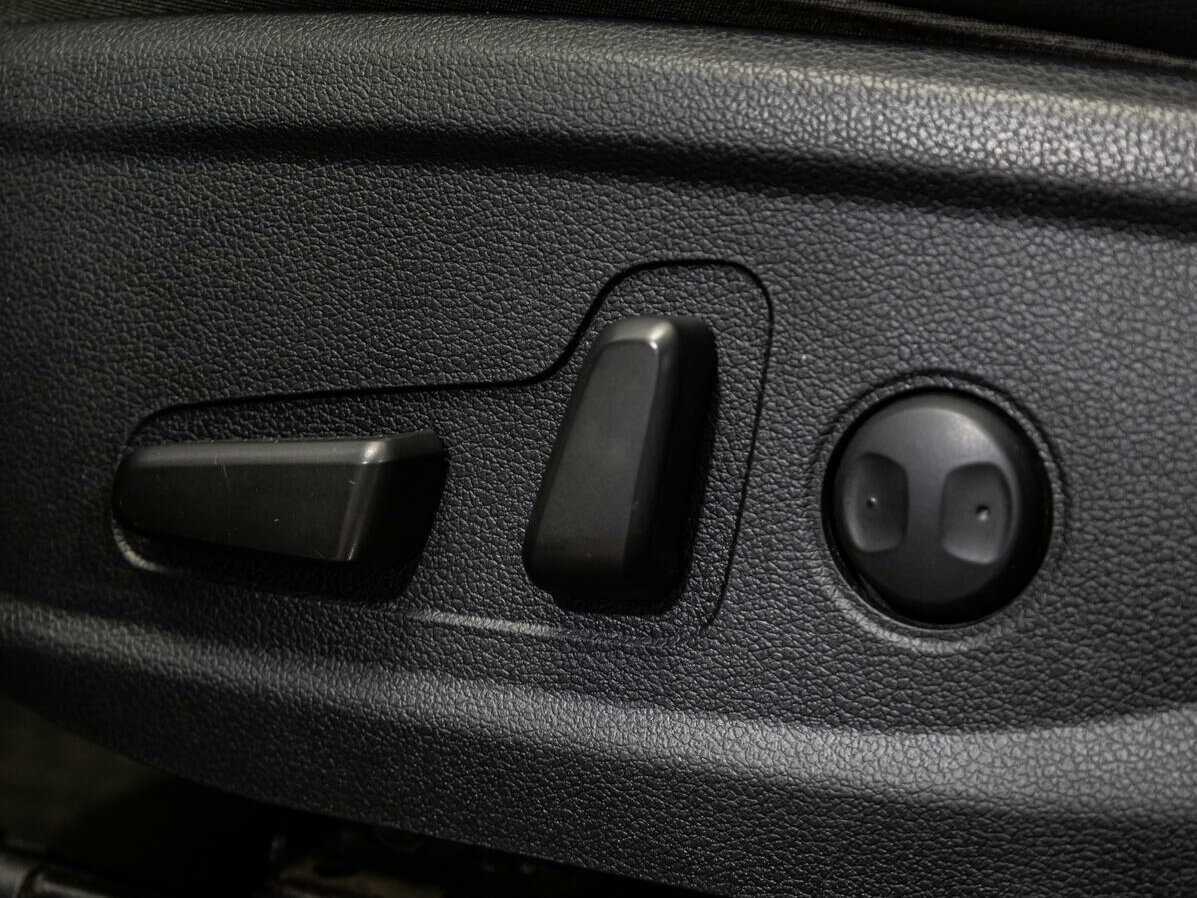 Hyundai Santa Fe 2019 года с пробегом. Фото: #18