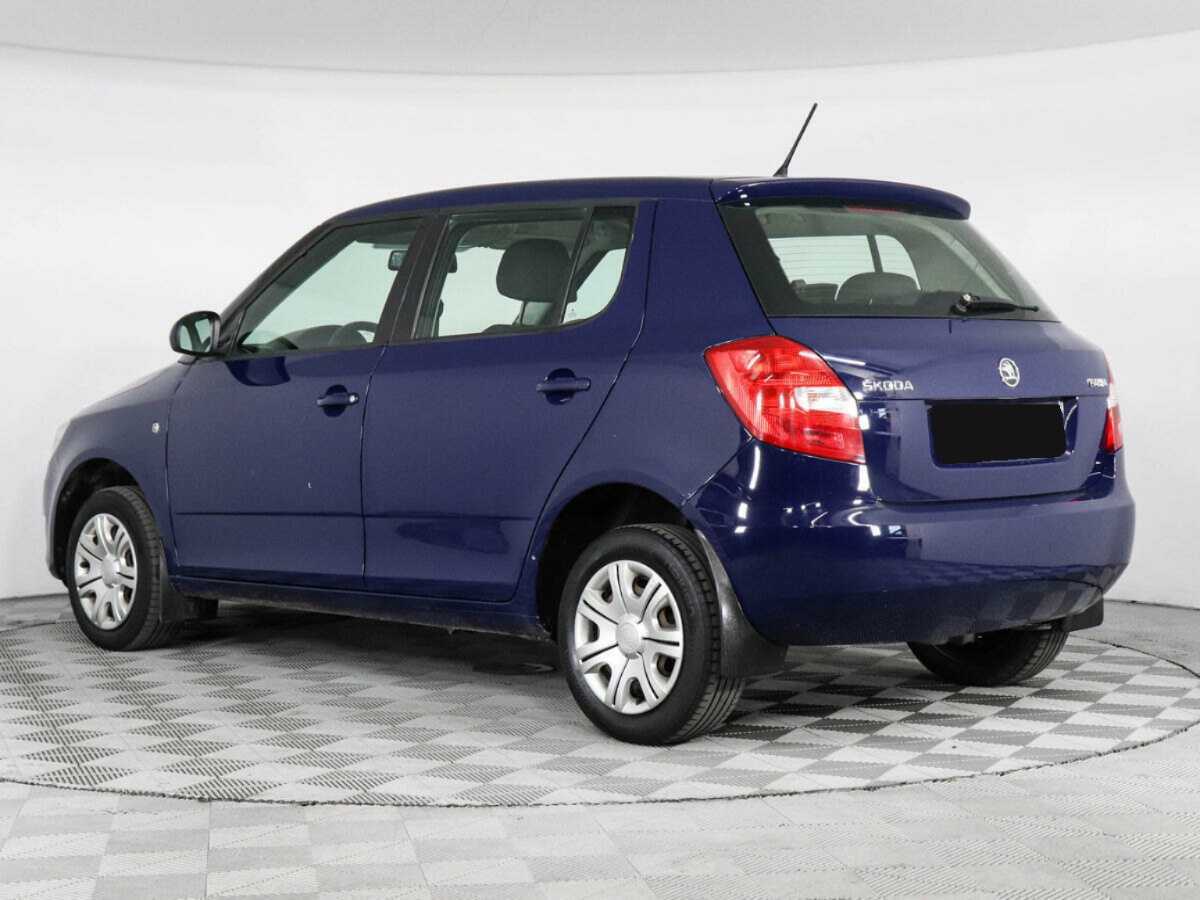 Skoda Fabia 2013 года с пробегом. Фото: #3