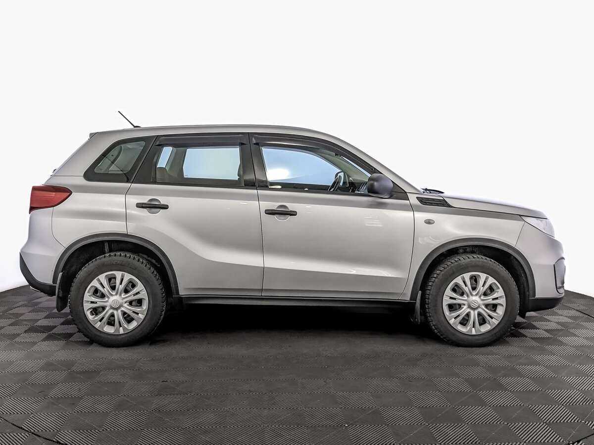 Suzuki Vitara 2019 года с пробегом. Фото: #3