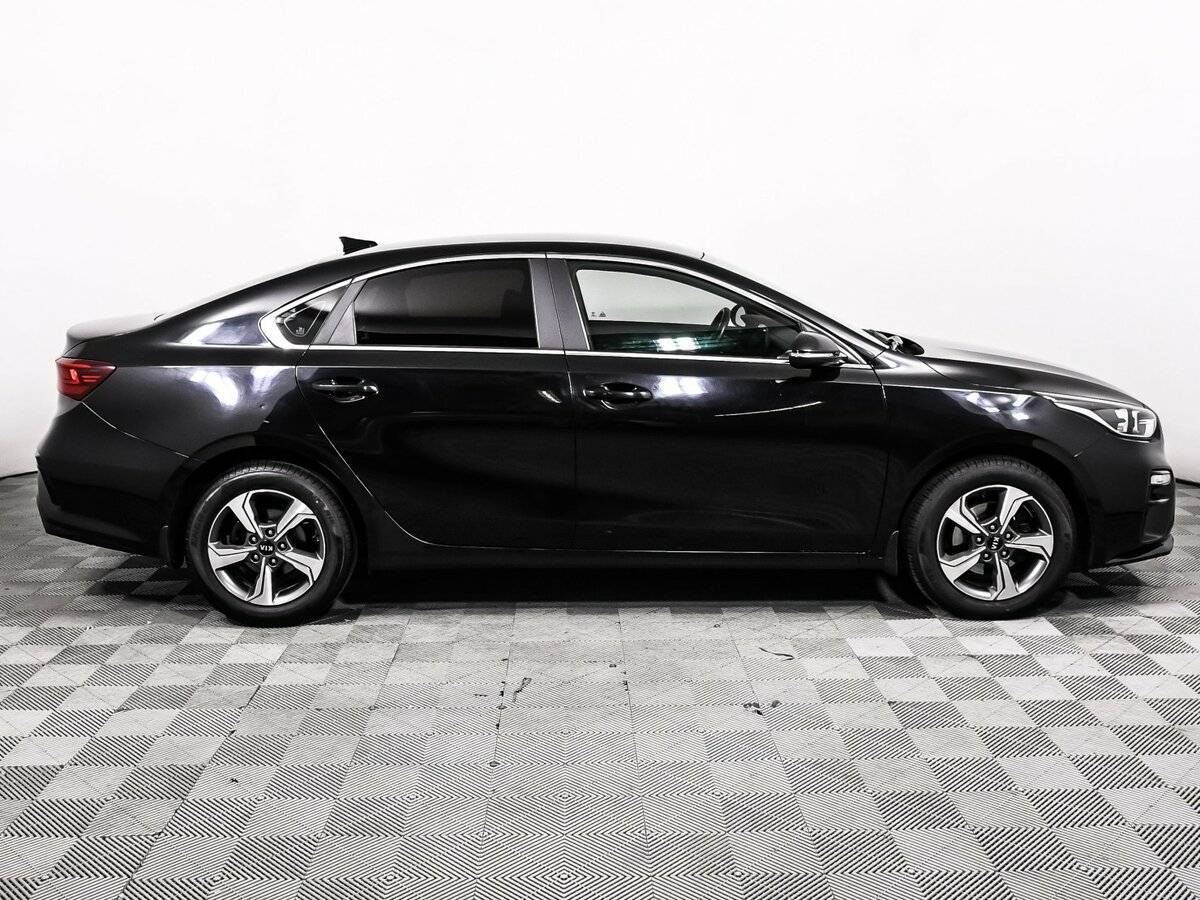 Kia Cerato 2021 года с пробегом. Фото: #3