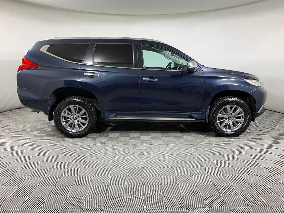 Mitsubishi Pajero Sport 2018 года с пробегом. Фото: #3