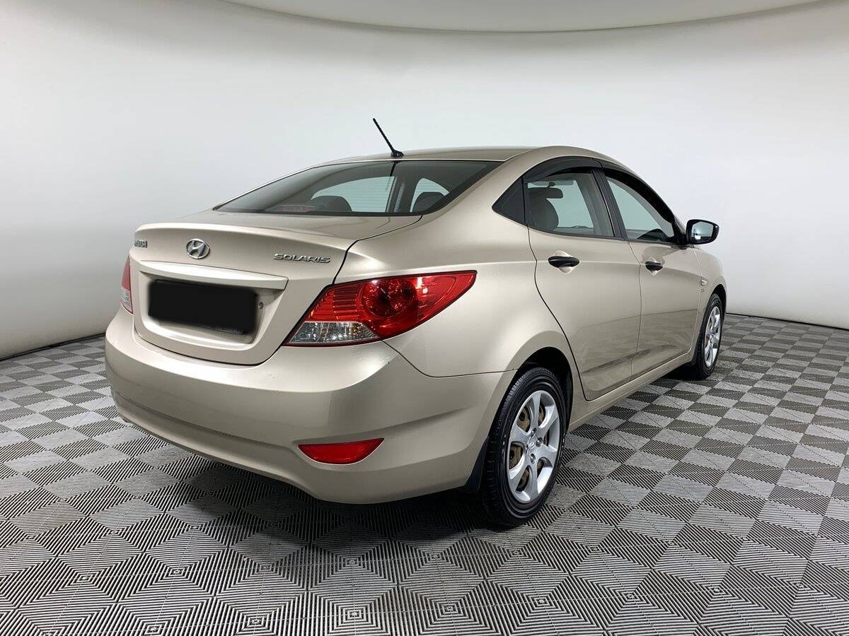 Hyundai Solaris 2012 года с пробегом. Фото: #4