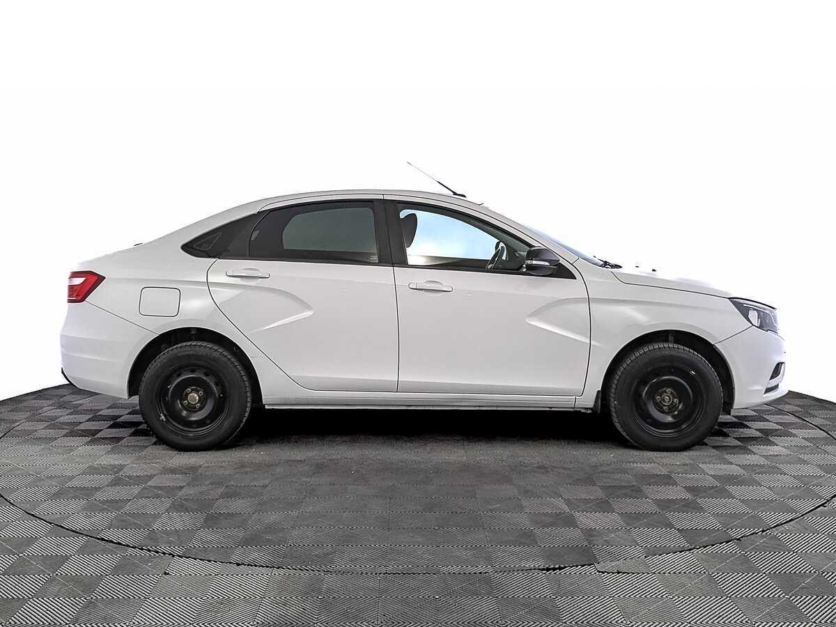 Lada (ВАЗ) Vesta 2021 года с пробегом. Фото: #3