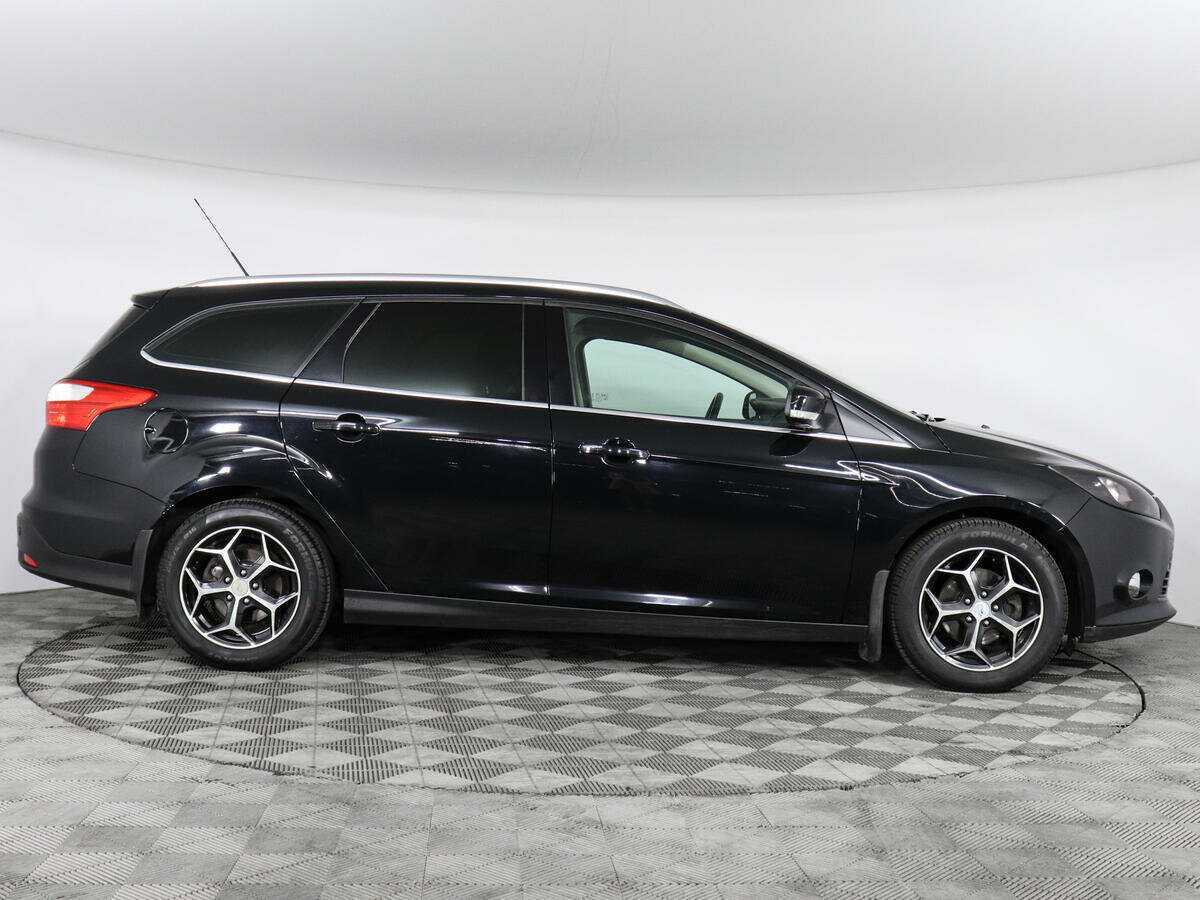 Ford Focus 2012 года с пробегом. Фото: #3