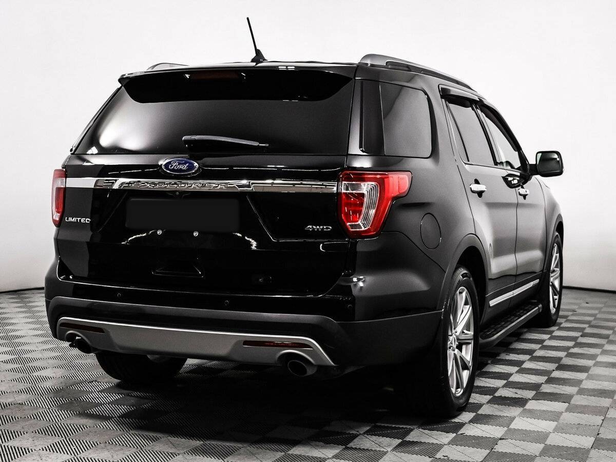 Ford Explorer 2018 года с пробегом. Фото: #4
