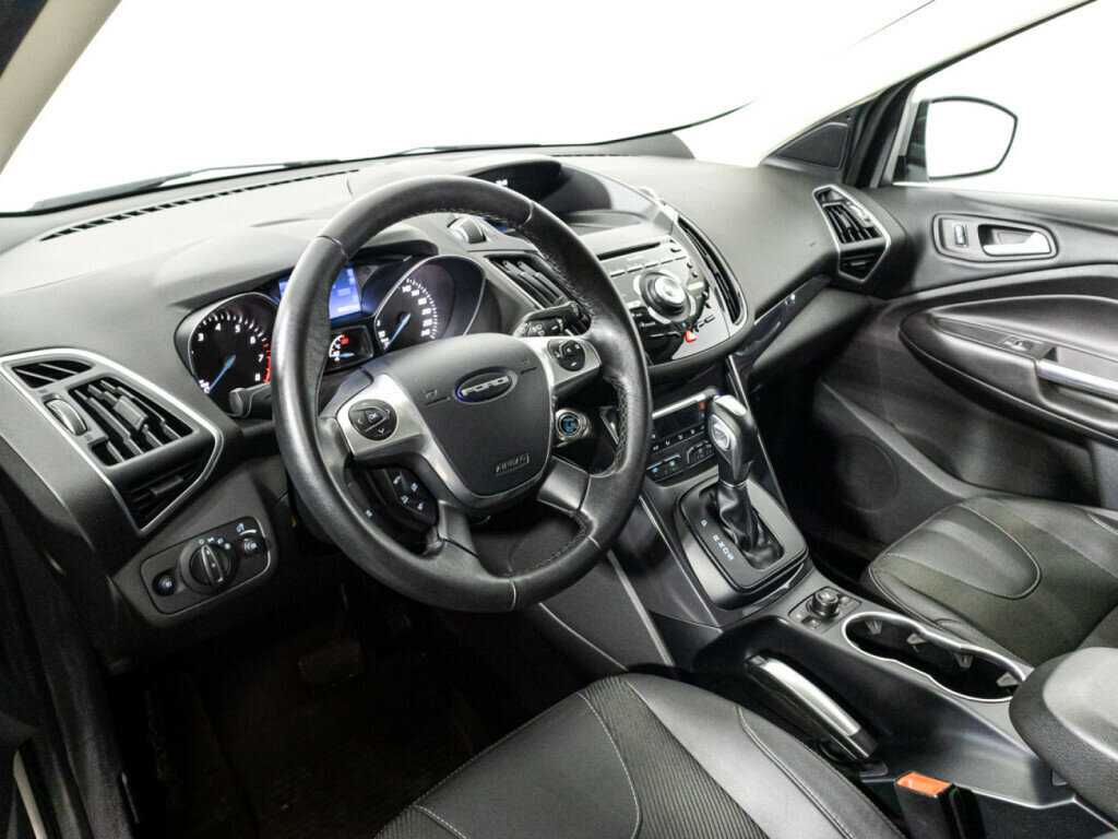 Ford Kuga 2014 года с пробегом. Фото: #10