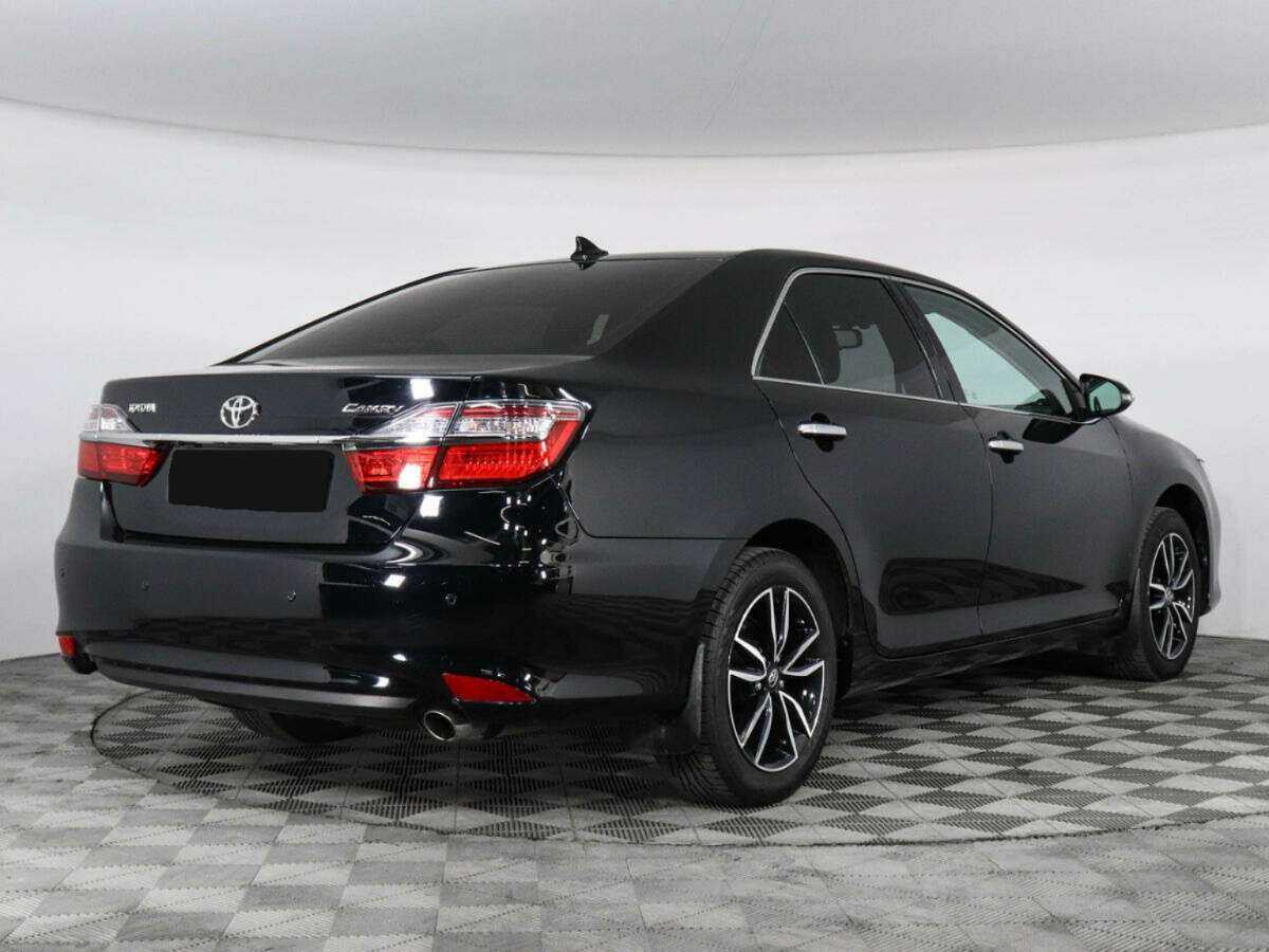 Toyota Camry 2016 года с пробегом. Фото: #4