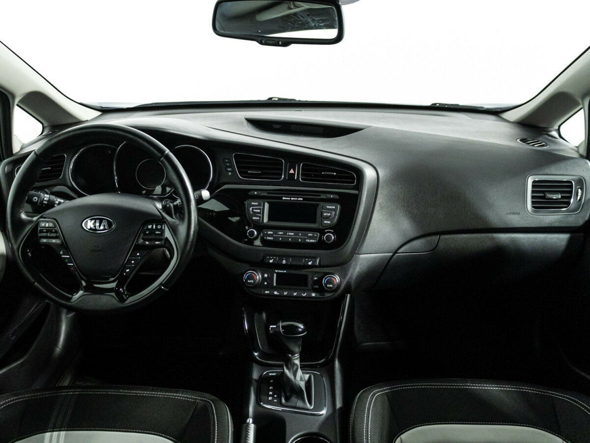 Kia Ceed 2015 года с пробегом. Фото: #12
