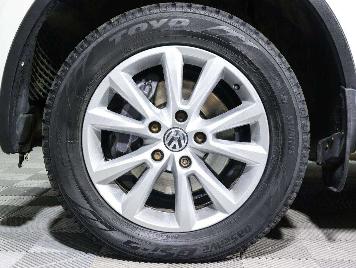 Volkswagen Touareg 2012 года с пробегом. Фото: #9