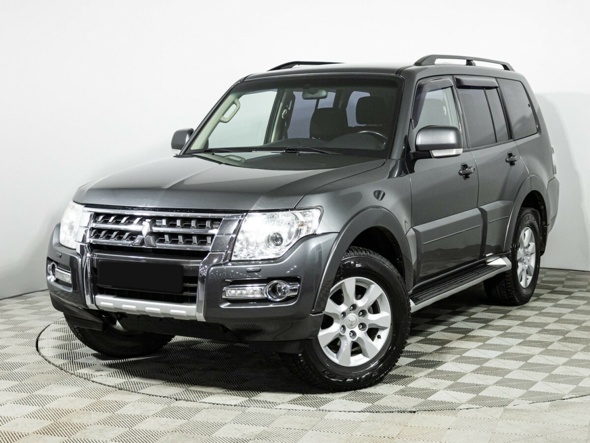 Mitsubishi Pajero 2015 года с пробегом. Фото: #0