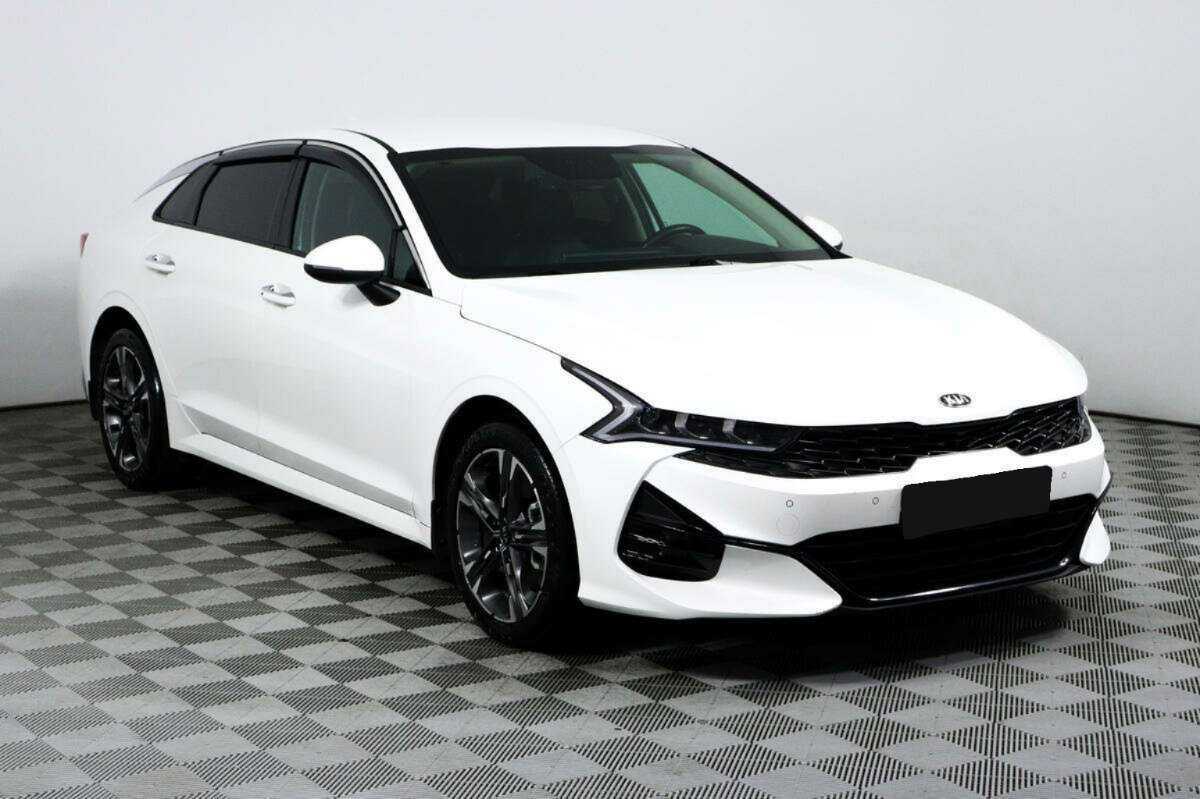 Kia K5 2021 года с пробегом. Фото: #2