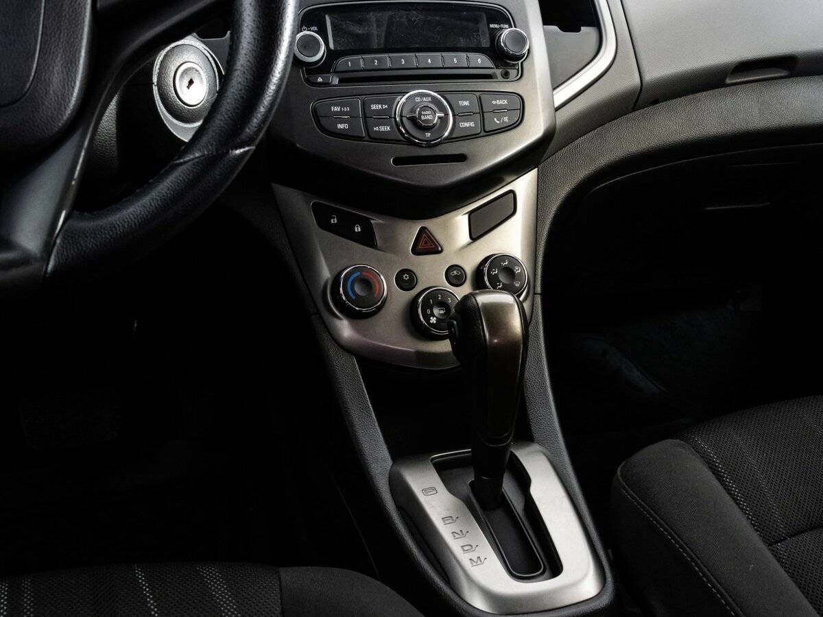 Chevrolet Aveo 2015 года с пробегом. Фото: #9