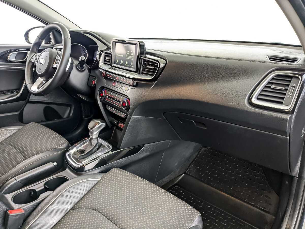 Kia Ceed 2019 года с пробегом. Фото: #8