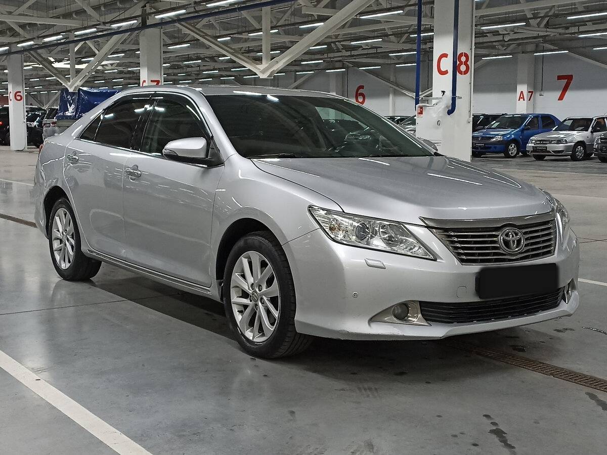 Toyota Camry 2014 года с пробегом. Фото: #2