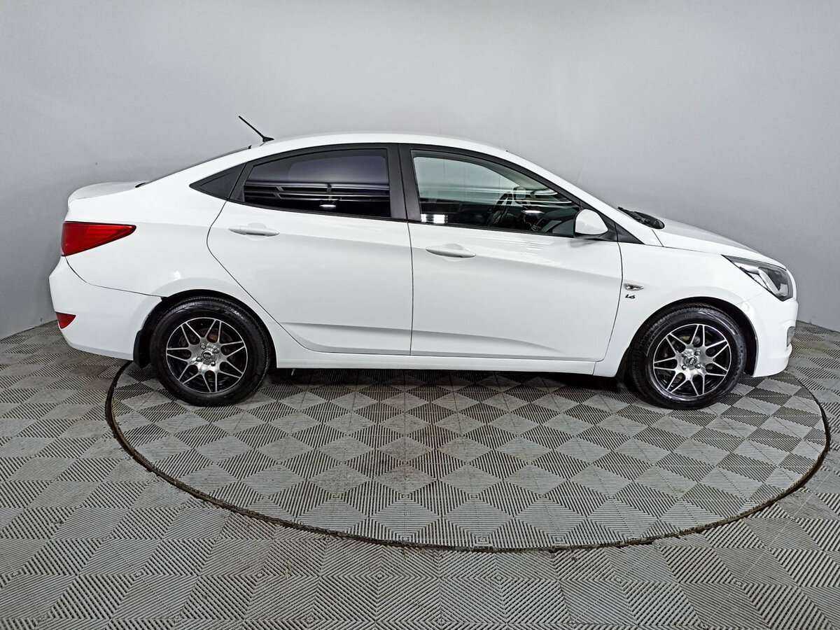 Hyundai Solaris 2015 года с пробегом. Фото: #3