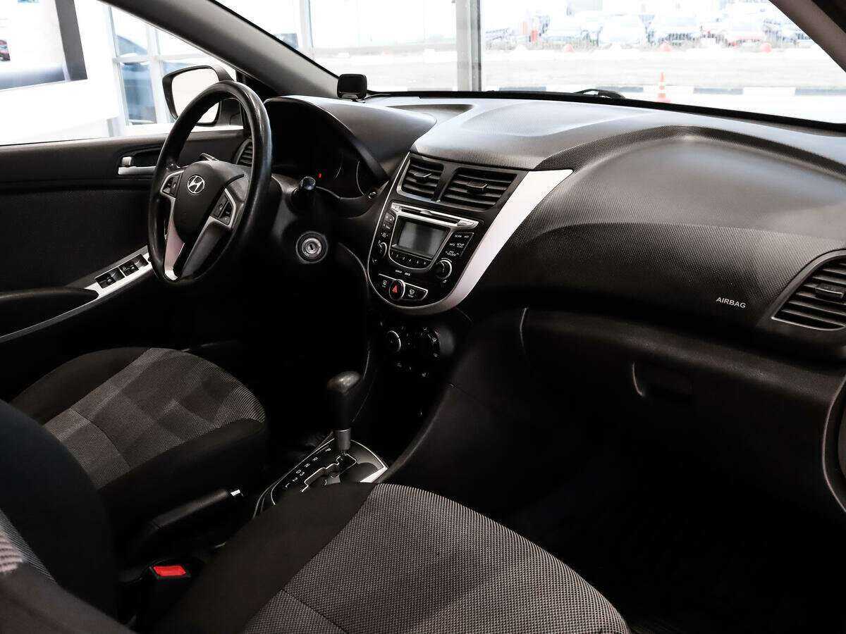 Hyundai Solaris 2012 года с пробегом. Фото: #10