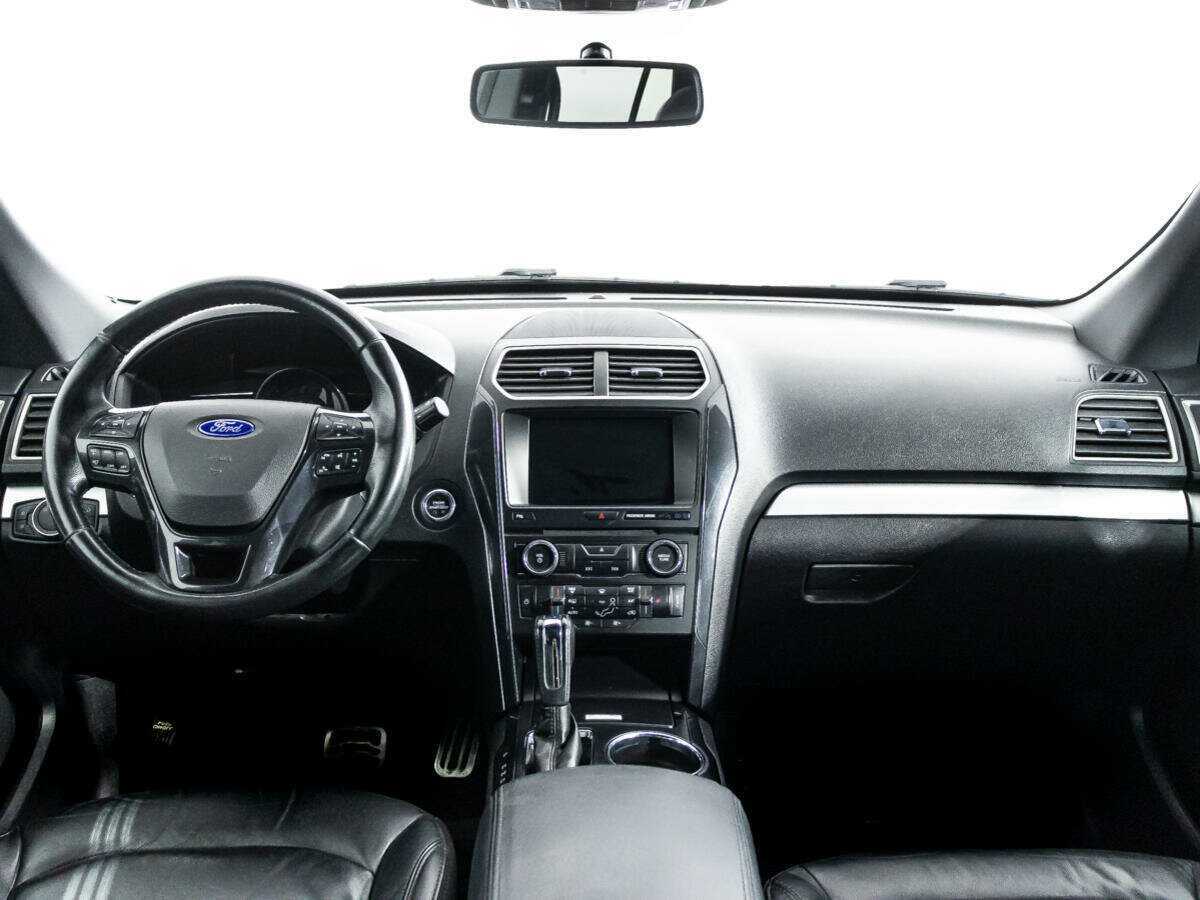 Ford Explorer 2017 года с пробегом. Фото: #12