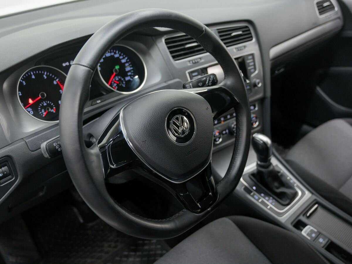 Volkswagen Golf 2014 года с пробегом. Фото: #16