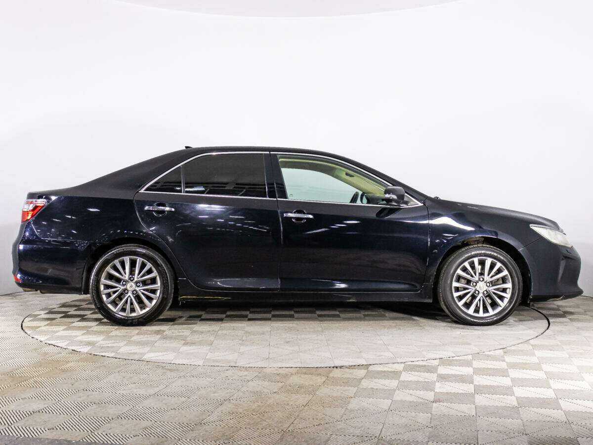 Toyota Camry 2017 года с пробегом. Фото: #3