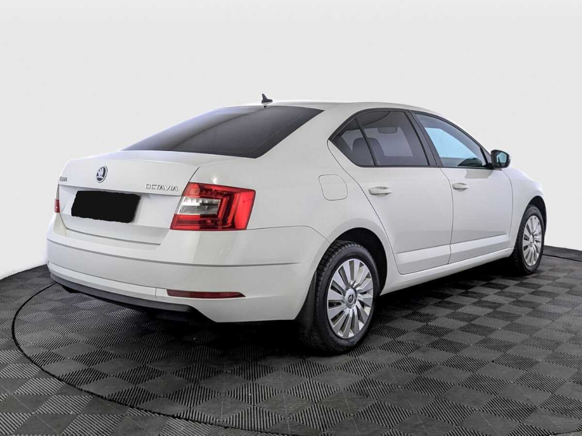 Skoda Octavia 2019 года с пробегом. Фото: #4