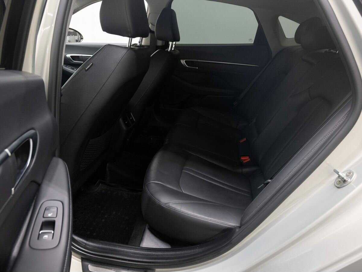 Hyundai Sonata 2020 года с пробегом. Фото: #10