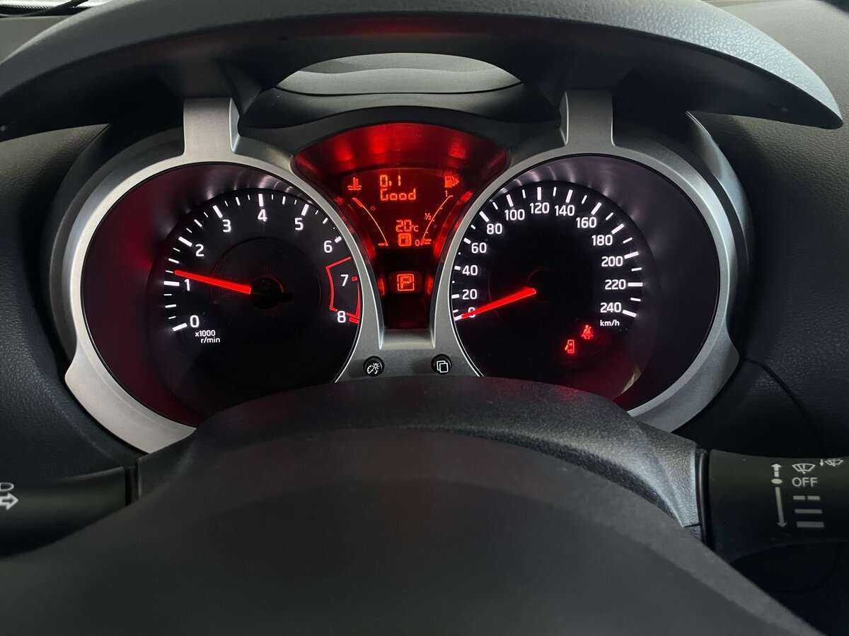 Nissan Juke 2012 года с пробегом. Фото: #12