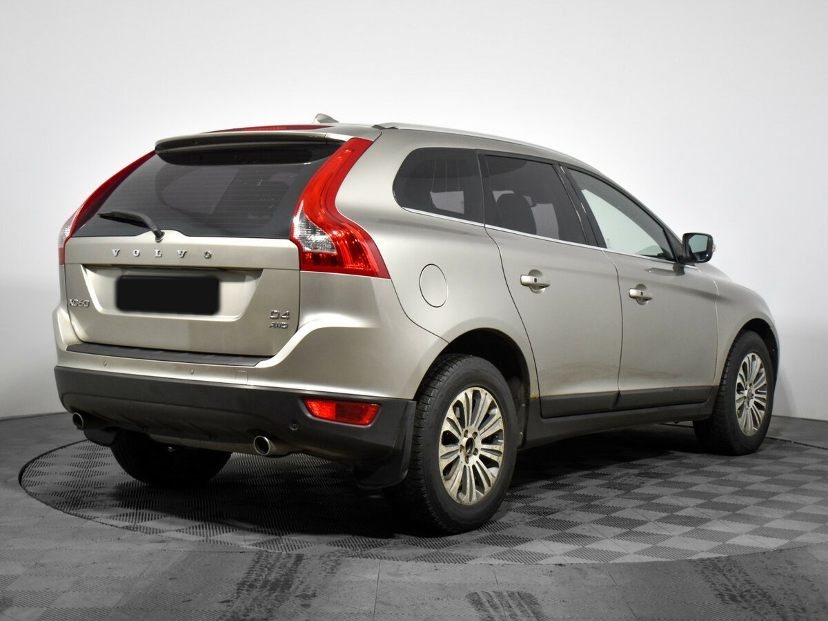 Volvo XC60 2012 года с пробегом. Фото: #3