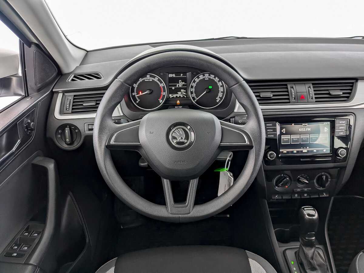 Skoda Rapid 2019 года с пробегом. Фото: #16