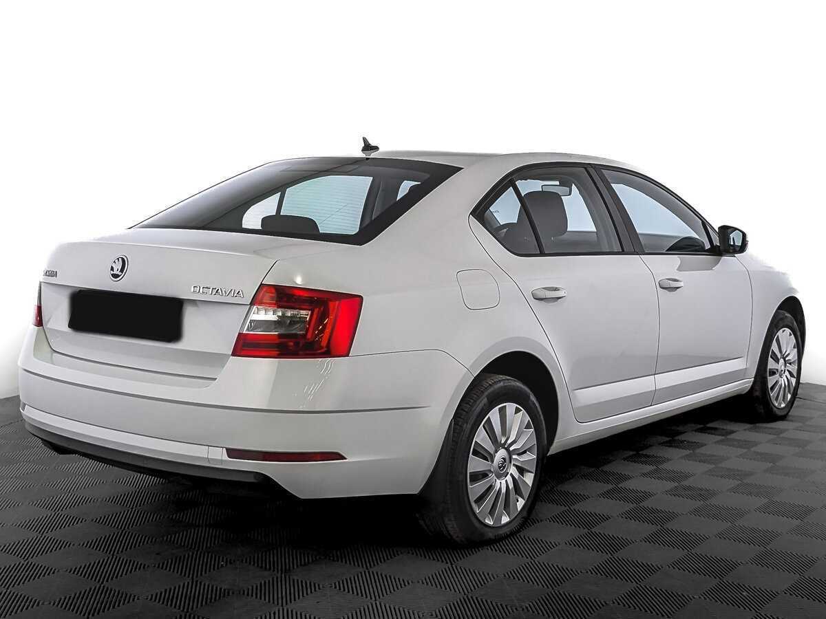 Skoda Octavia 2018 года с пробегом. Фото: #4