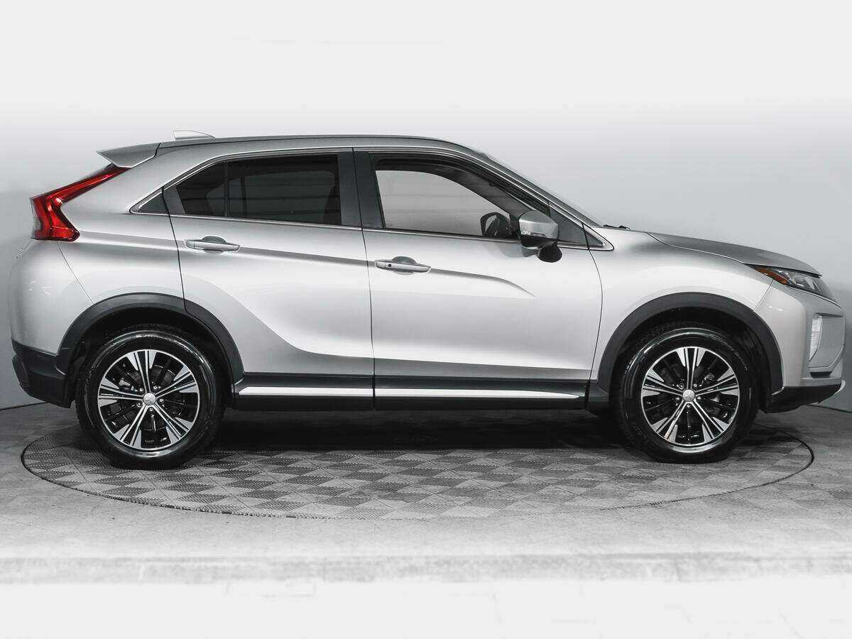 Mitsubishi Eclipse Cross 2019 года с пробегом. Фото: #3
