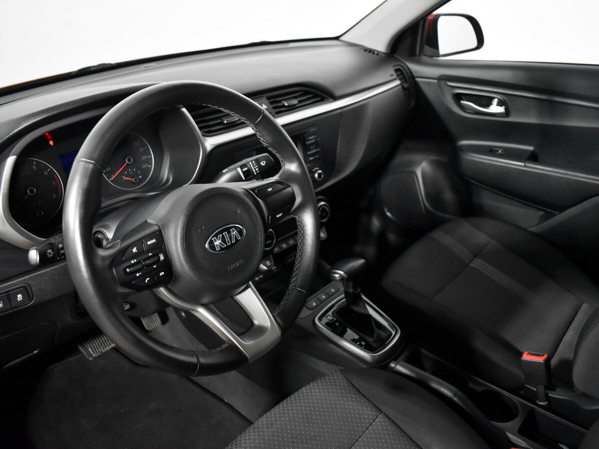 Kia Rio 2021 года с пробегом. Фото: #8