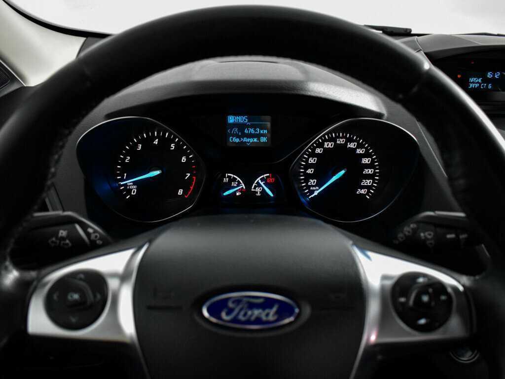 Ford Kuga 2015 года с пробегом. Фото: #18