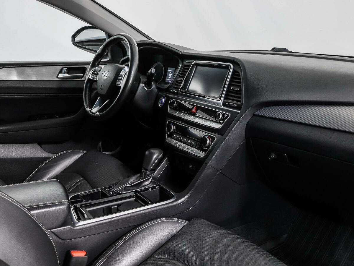 Hyundai Sonata 2019 года с пробегом. Фото: #12
