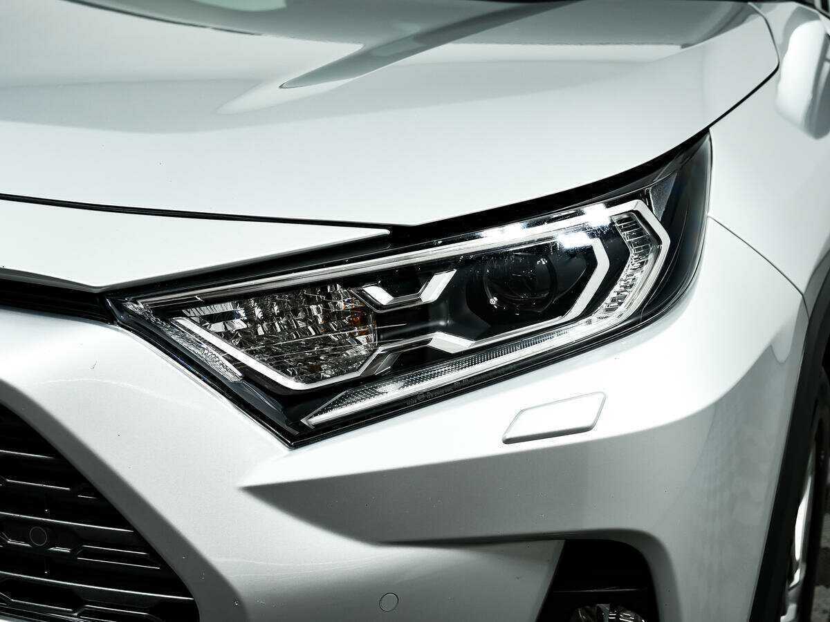 Toyota RAV4 2020 года с пробегом. Фото: #14