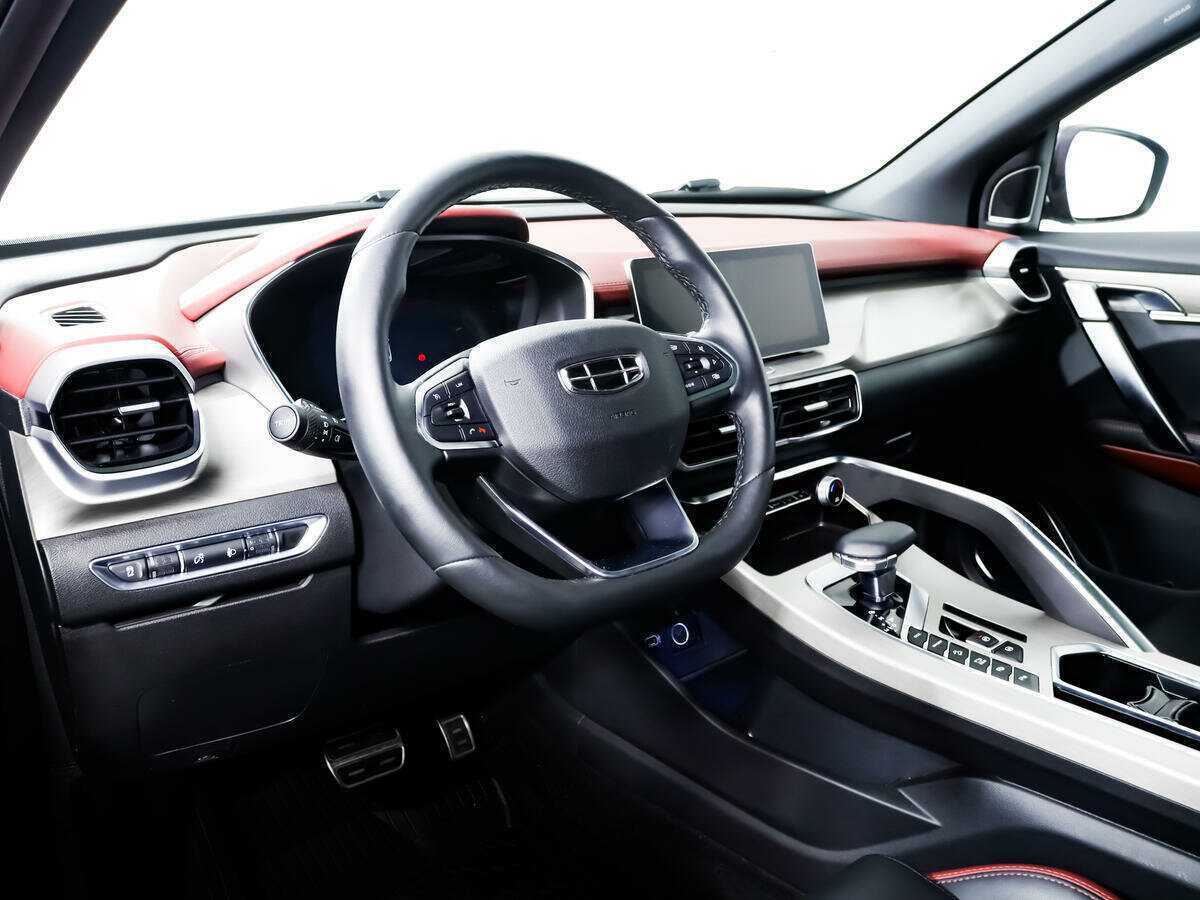 Geely Coolray 2022 года с пробегом. Фото: #10