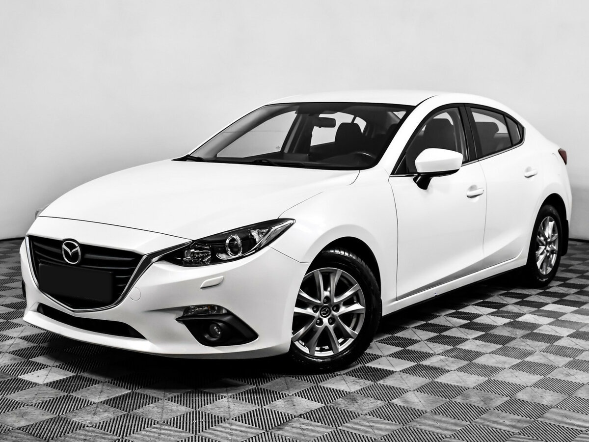 Mazda 3 2015 года с пробегом. Посмотреть фото