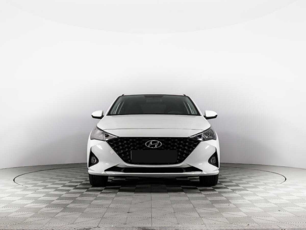Hyundai Solaris 2021 года с пробегом. Фото: #1